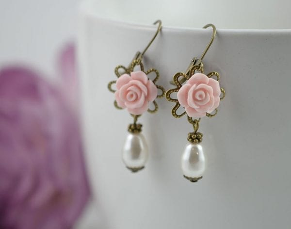 Charming Pale Pink Lucite Flower Swarovski Earrings 54
