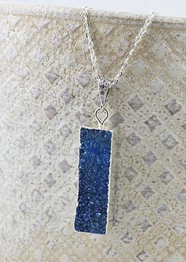 Druzy dark blue necklace