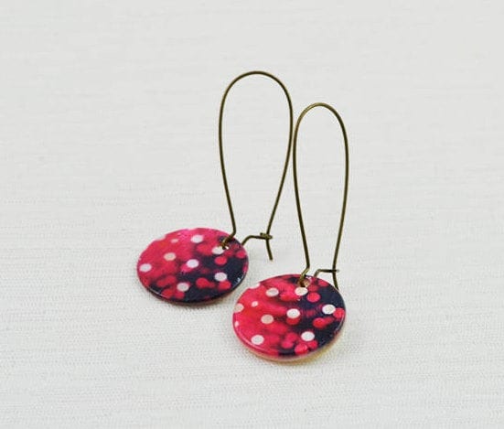 Sea shell Polka Dot Earrings - Natural Shell, Bronze Red 51