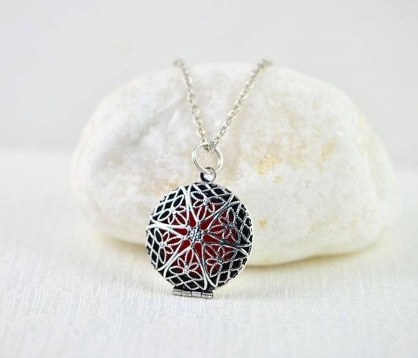 Silver Aromatherapy Diffuser Essential Oils Necklace 3