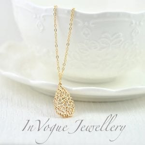 Simple Every Day Gold Drop Filigree Necklace 3