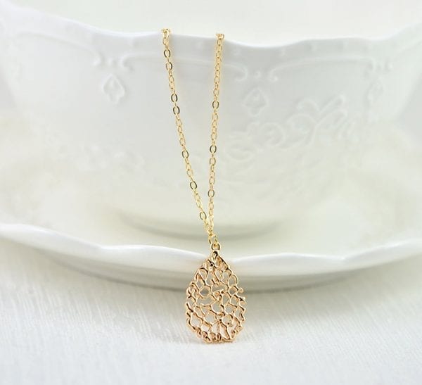 Simple Every Day Gold Drop Filigree Necklace 2