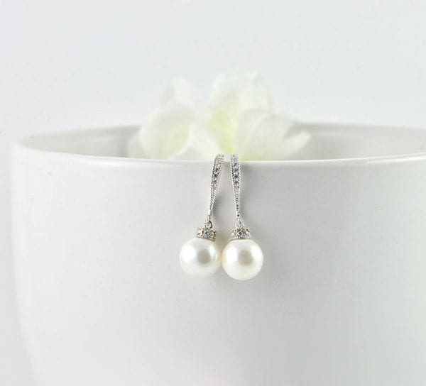 Exquisite Swarovski white pearl earrings - wedding & bridal 3