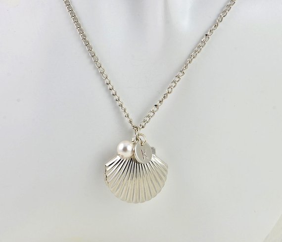 Swarovski pearls necklace
