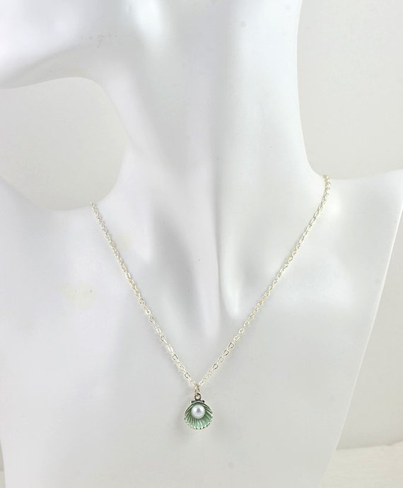 Green Dainty Pearl Necklace - Silver Personalised Seashell 51
