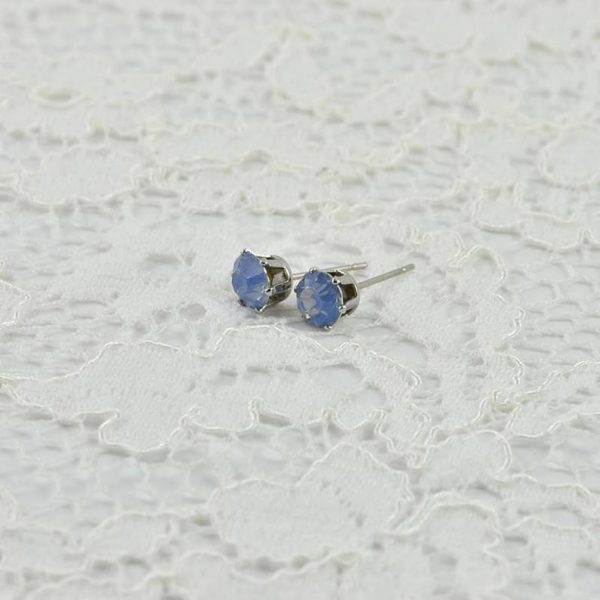Round Blue Crystal Cubic Zirconia Stud Earrings 1