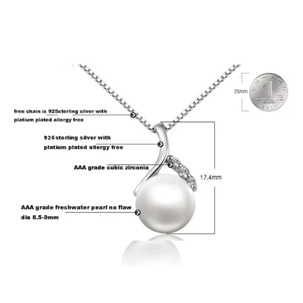A Gorgeous Sterling Silver Freshwater Pearl Necklace - New!