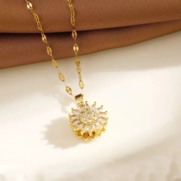 Sunflower Zirconia Necklace